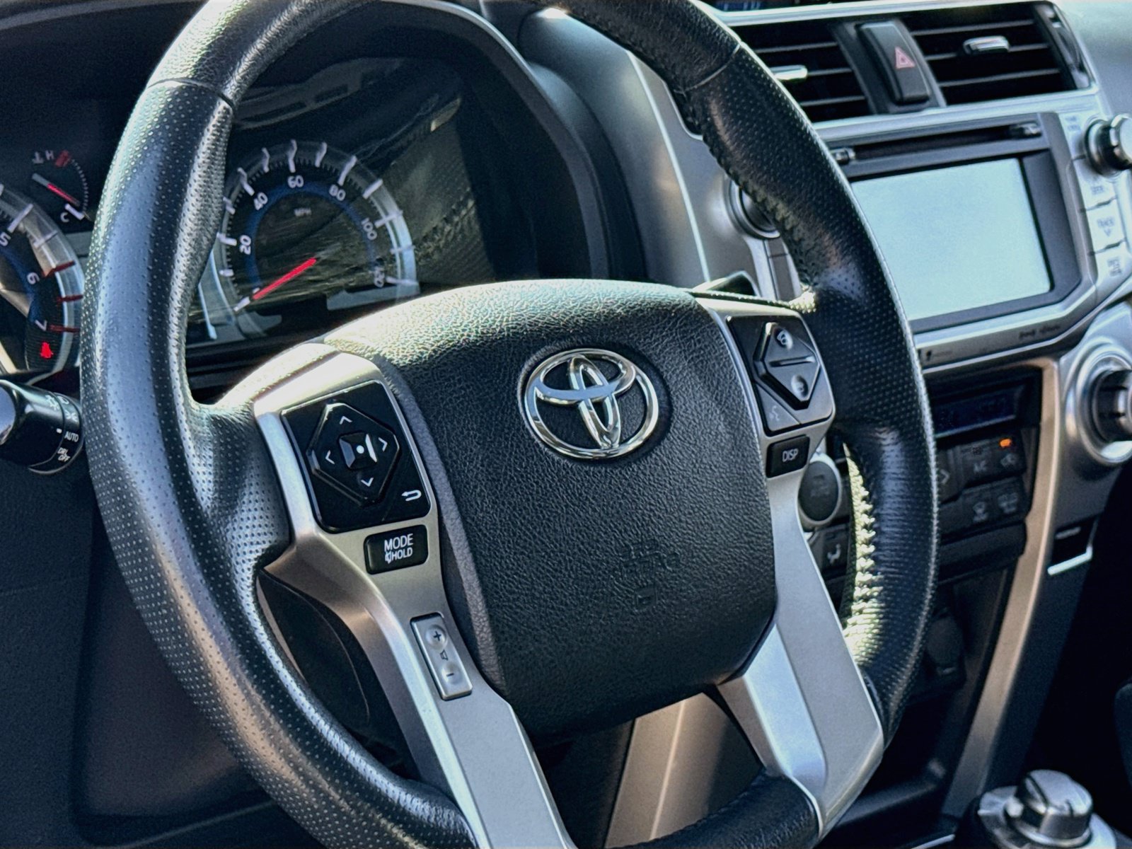 Used 2019 Toyota 4Runner Limited AWD/4WD image 12