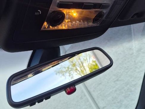 Used 2009 BMW 328i Convertible image 45