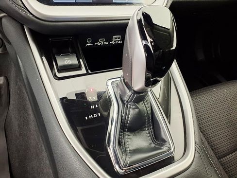 Certified 2025 Subaru Outback Premium w/ Popular Package #1A image 19