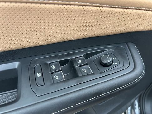 New 2026 Volkswagen Atlas Cross Sport SEL R-Line image 13