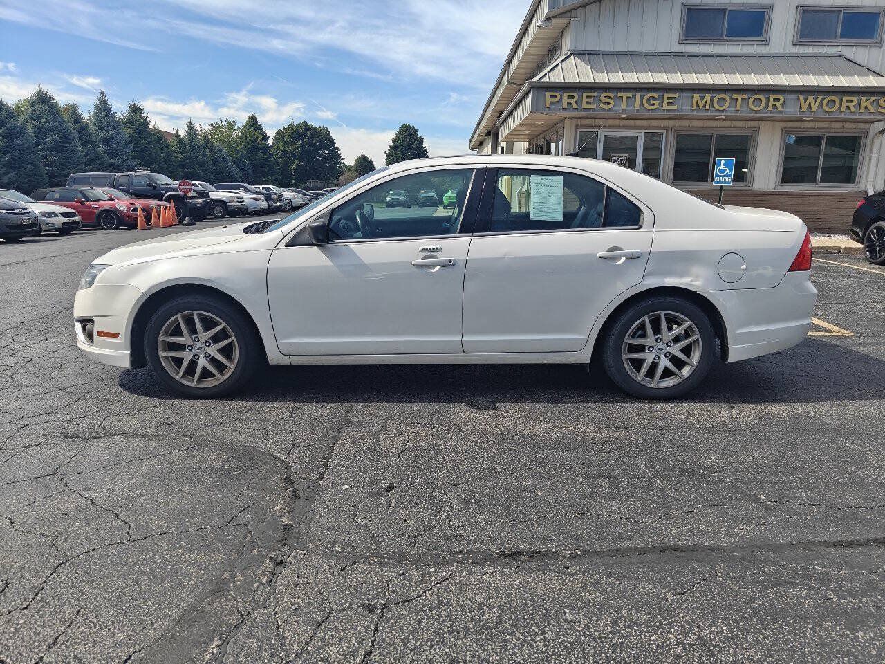 Used 2012 Ford Fusion SEL FWD image 2
