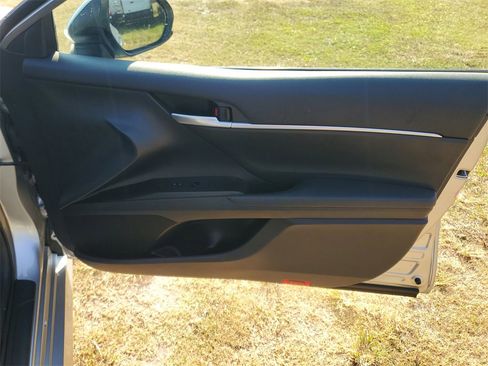 Used 2023 Toyota Camry LE image 35