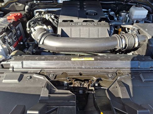 Used 2025 Nissan Frontier SV w/ SV Convenience Package image 27