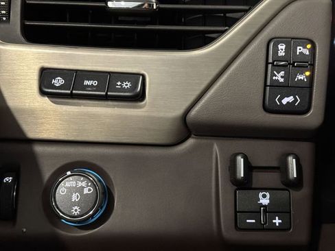 Used 2019 GMC Yukon Denali w/ Open Road Package RWD image 27