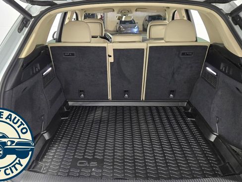 Used 2019 Audi Q5 2.0T Premium Plus w/ Premium Plus Package image 35