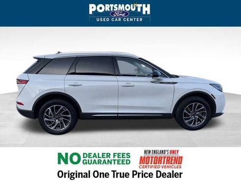 Used 2022 Lincoln Corsair AWD w/ Equipment Group 101A image 6