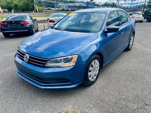 Used 2016 Volkswagen Jetta S FWD image 3
