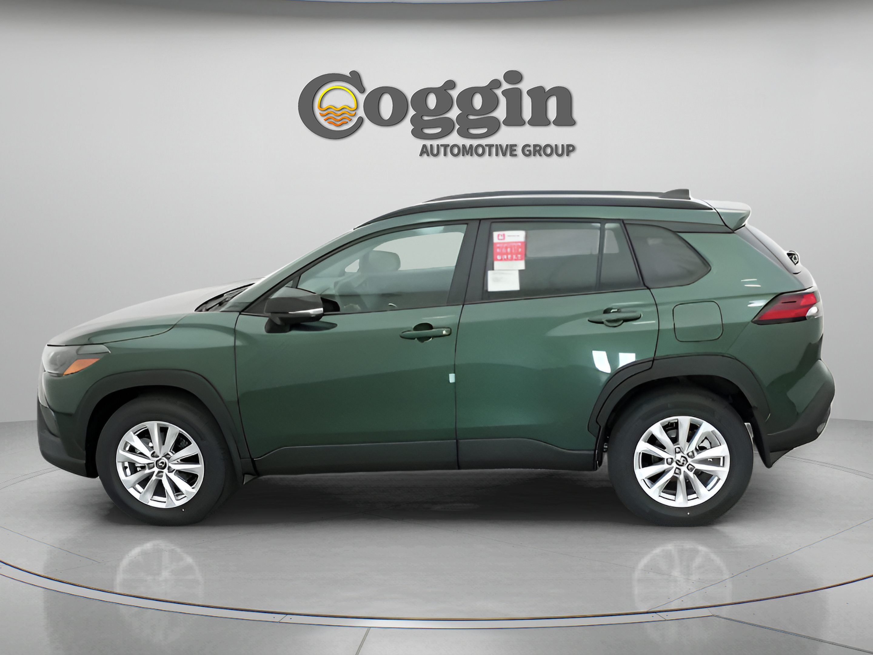 Certified 2026 Toyota Corolla Cross LE w/ Moonroof Package FWD image 9