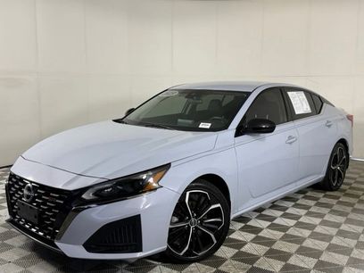 Used 2023 Nissan Altima 2.5 SR