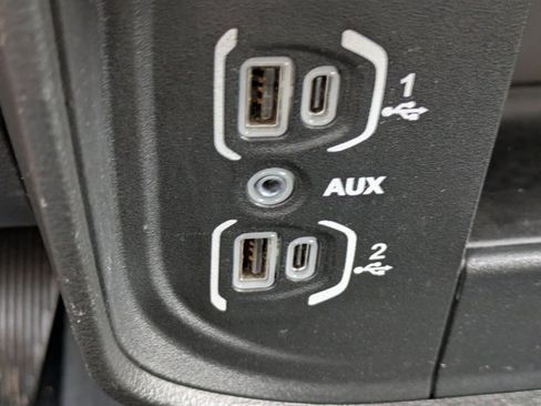 Used 2024 RAM 3500 Big Horn image 18