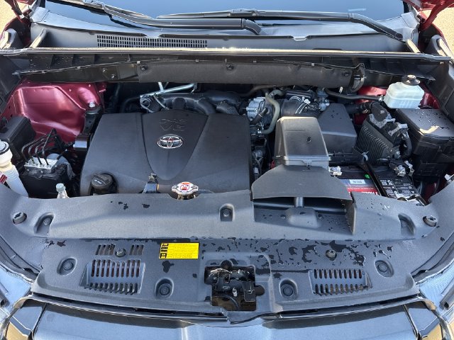 Used 2019 Toyota Highlander SE AWD/4WD image 31