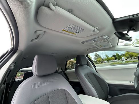 Used 2024 Hyundai Ioniq 5 SE AWD/4WD image 27