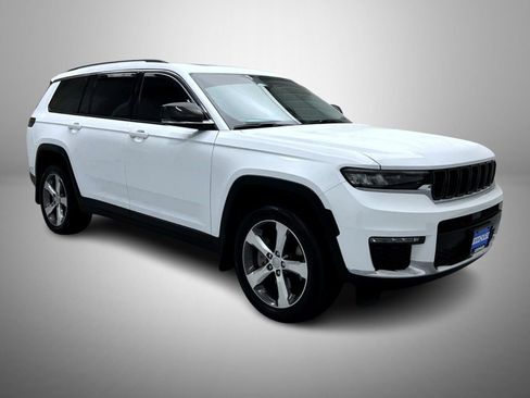 Used 2021 Jeep Grand Cherokee L Limited image 3