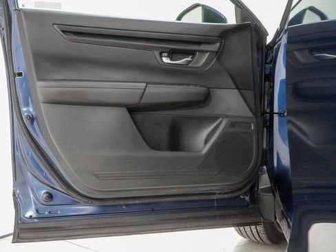 Used 2024 Honda CR-V EX image 17