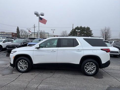 Used 2022 Chevrolet Traverse LT image 8