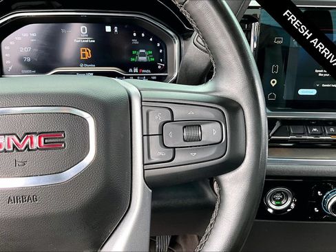Used 2023 GMC Sierra 1500 SLT AWD/4WD image 14