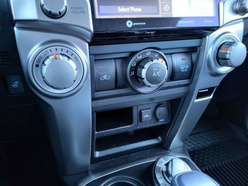 Used 2023 Toyota 4Runner SR5 Premium w/ SR5 Premium Package image 18