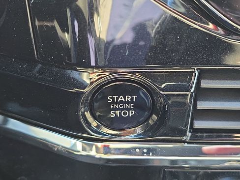 New 2025 Nissan Pathfinder Rock Creek image 26