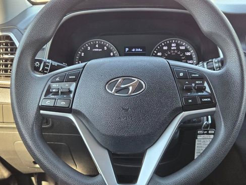 Used 2019 Hyundai Tucson SE AWD/4WD image 24