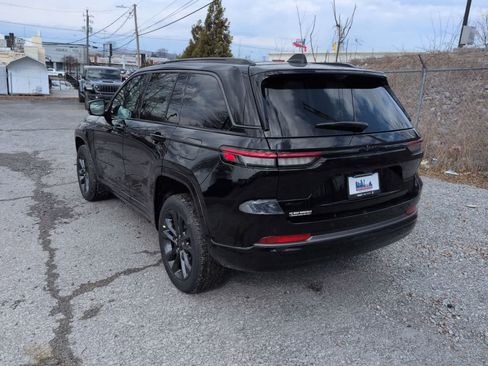 New 2026 Jeep Grand Cherokee Limited AWD/4WD image 6