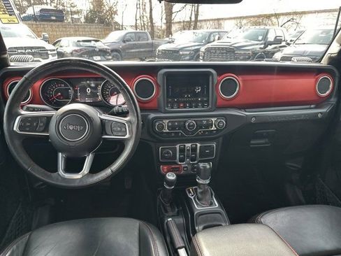 Used 2018 Jeep Wrangler Unlimited Rubicon w/ Dual Top Group image 26