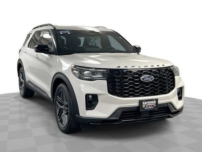 Used 2025 Ford Explorer ST