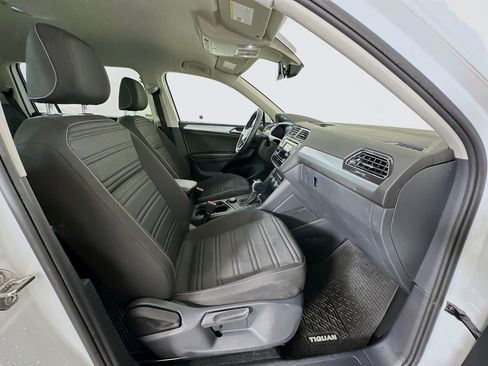Used 2022 Volkswagen Tiguan S image 29