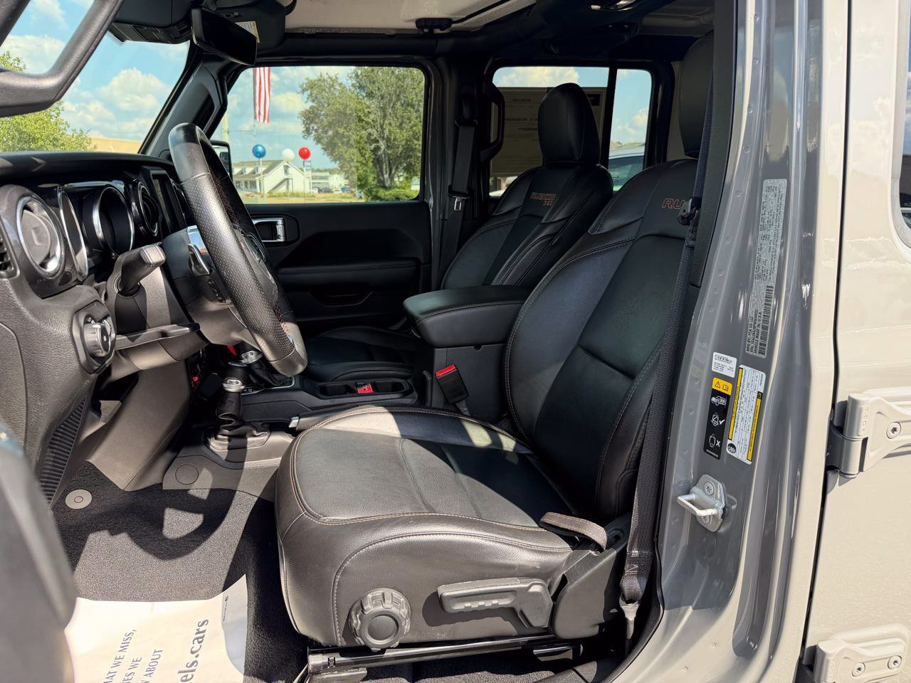 Used 2023 Jeep Wrangler Unlimited Rubicon 392 w/ Xtreme Recon 35" Tire Package AWD/4WD image 17