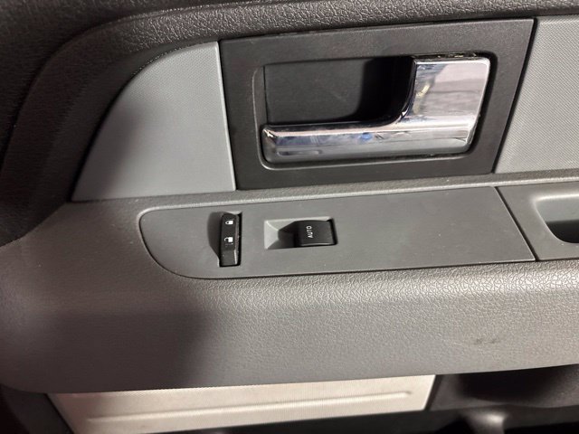 Used 2013 Ford F150 XLT w/ Luxury Equipment Group AWD/4WD image 22