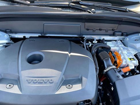 New 2026 Volvo XC60 T8 Ultra w/ Protection Package Premier image 13