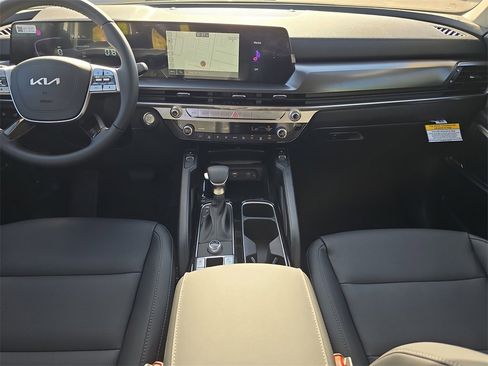 New 2025 Kia Telluride S image 17