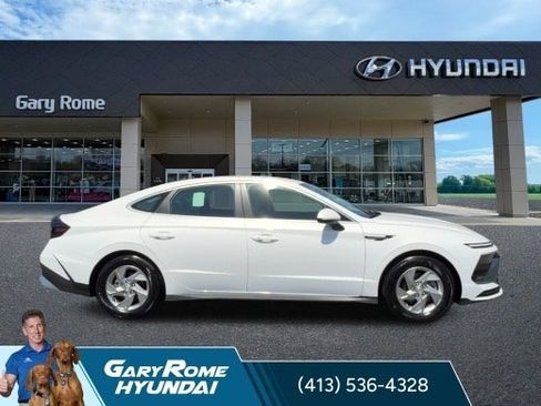 Certified 2025 Hyundai Sonata SE FWD image 9
