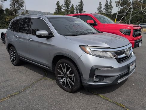 Used 2020 Honda Pilot Touring image 1