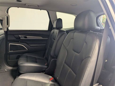 Used 2022 Kia Telluride EX w/ EX Premium Package FWD image 35