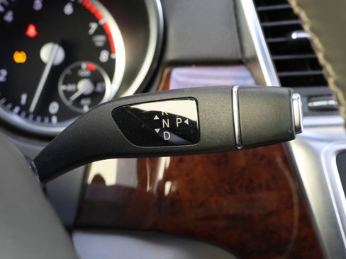 Used 2016 Mercedes-Benz GL 450 4MATIC image 26