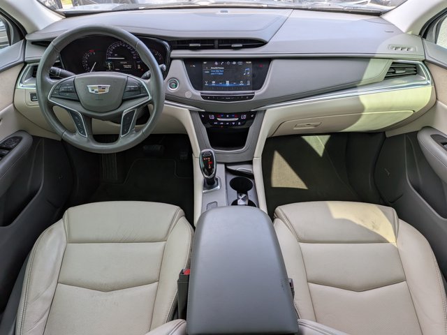 Certified 2018 Cadillac XT5 Luxury w/ Driver Awareness Package FWD image 13