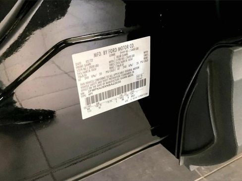 Used 2022 Ford Edge SEL w/ Convenience Package image 8