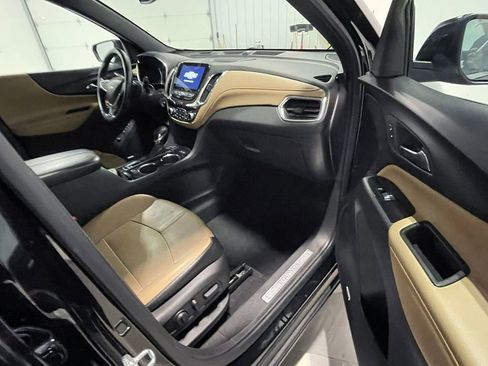 Used 2023 Chevrolet Equinox Premier image 28