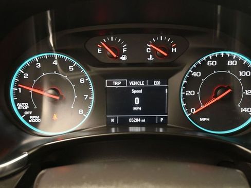 Used 2021 Chevrolet Equinox LS w/ LS Convenience Package image 3