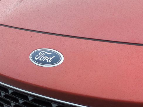 Used 2020 Ford Escape SEL image 12