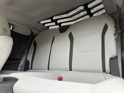 Used 2022 Chevrolet Camaro LT RWD image 3