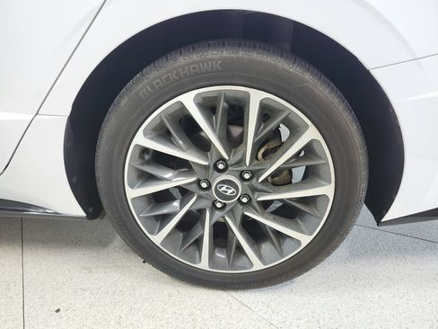 Used 2023 Hyundai Sonata Limited FWD image 14