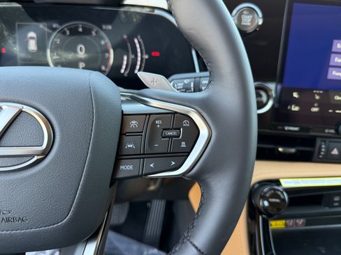 New 2026 Lexus NX 350 AWD image 24