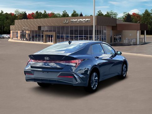 New 2026 Hyundai Elantra Sport FWD image 7