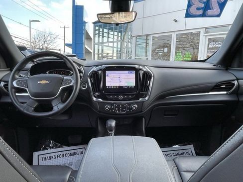 Certified 2023 Chevrolet Traverse LT w/ LT Premium Package image 39