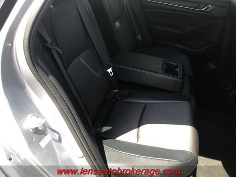 Used 2018 Honda Accord Sport image 20