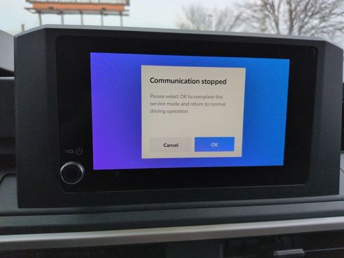 Used 2024 Toyota Tacoma SR image 19