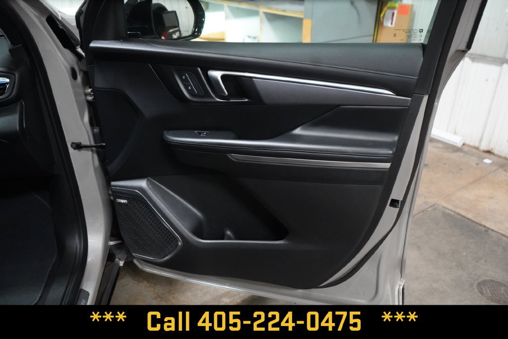 Used 2026 Buick Enclave Sport Touring FWD image 19