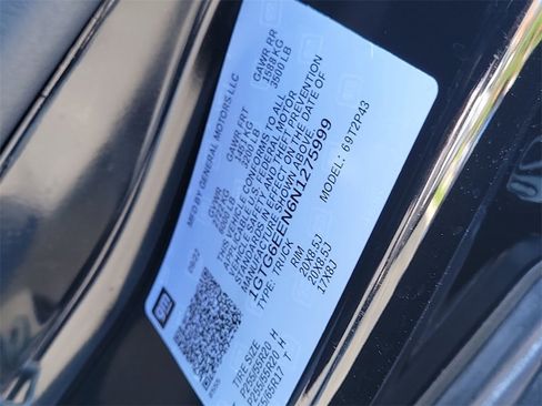 Used 2022 GMC Canyon Denali w/ Denali Black Edition Package image 32