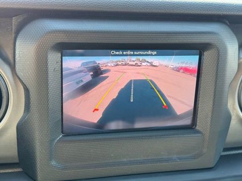 Used 2022 Jeep Wrangler Unlimited Sport image 19